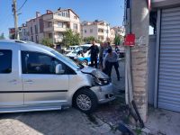 Tekirdağ’ın Ergene ilçesinde ehliyetsiz sürücünün çarptığı yaya yaralandı. Sürücü gözaltına