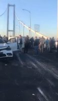 OSMANGAZİ KÖPRÜSÜ'NDE 4 ARACIN KARIŞTIĞI KAZADA 8 KİŞİ YARALANDI.