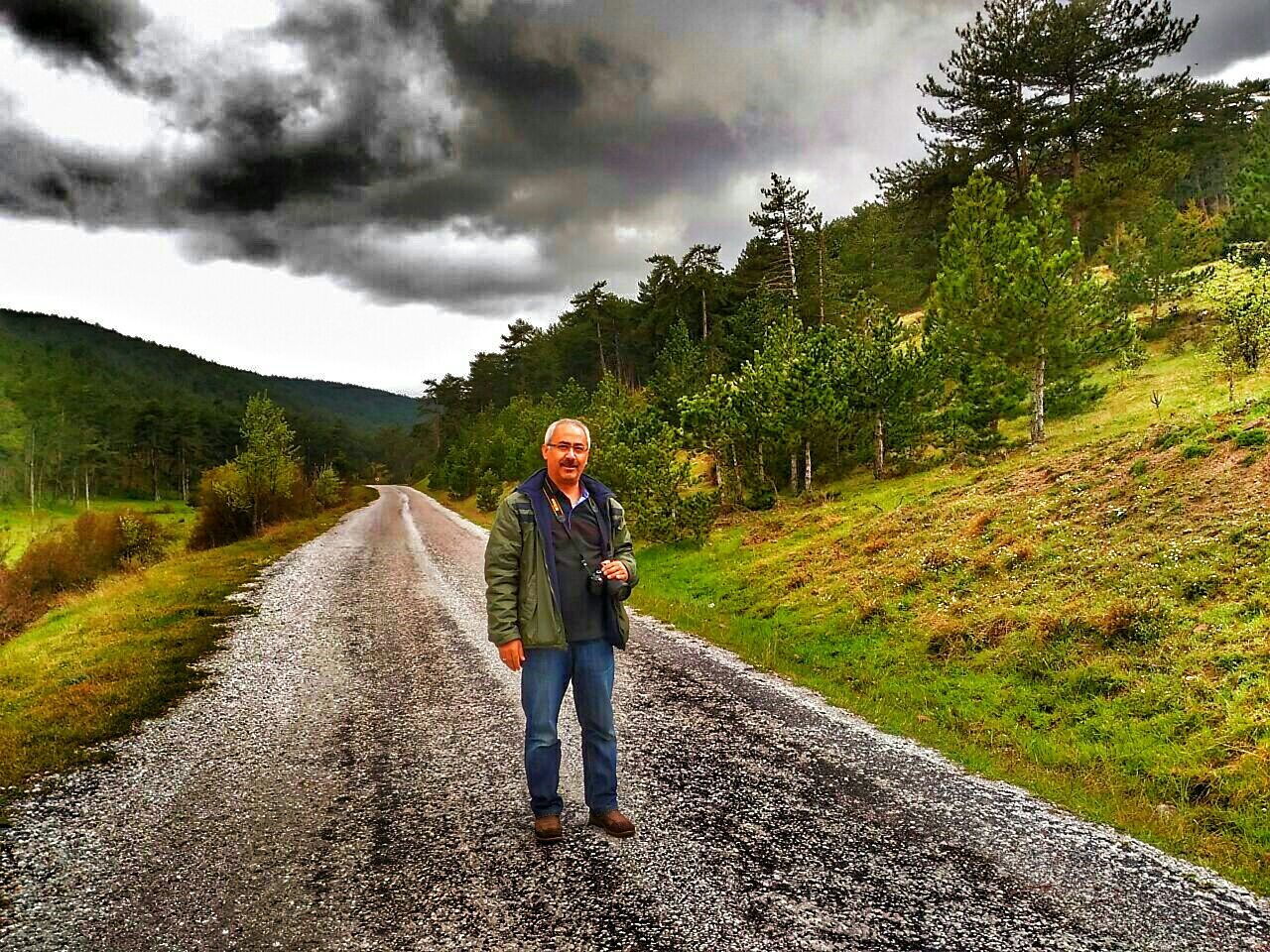 PEYSAJ DÜZENLEMESİ TARİHİ AĞAÇLARA ZARAR VERİYOR
