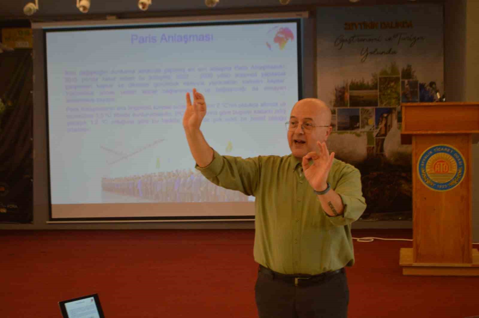 Prof. Dr. Levent Kurnaz: “Dünya çok ciddi bir gıda krizine gidiyor” İKLİM DEĞİŞİKLİKLERİ VE KÜRESEL ISINMA KONULARINDA AYVALIK BELEDİYESİNE AİT İSMET