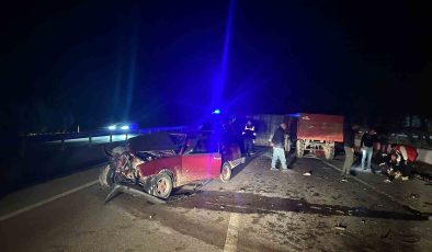Susurluk’ta trafik kazasında 3 kişi yaralandı