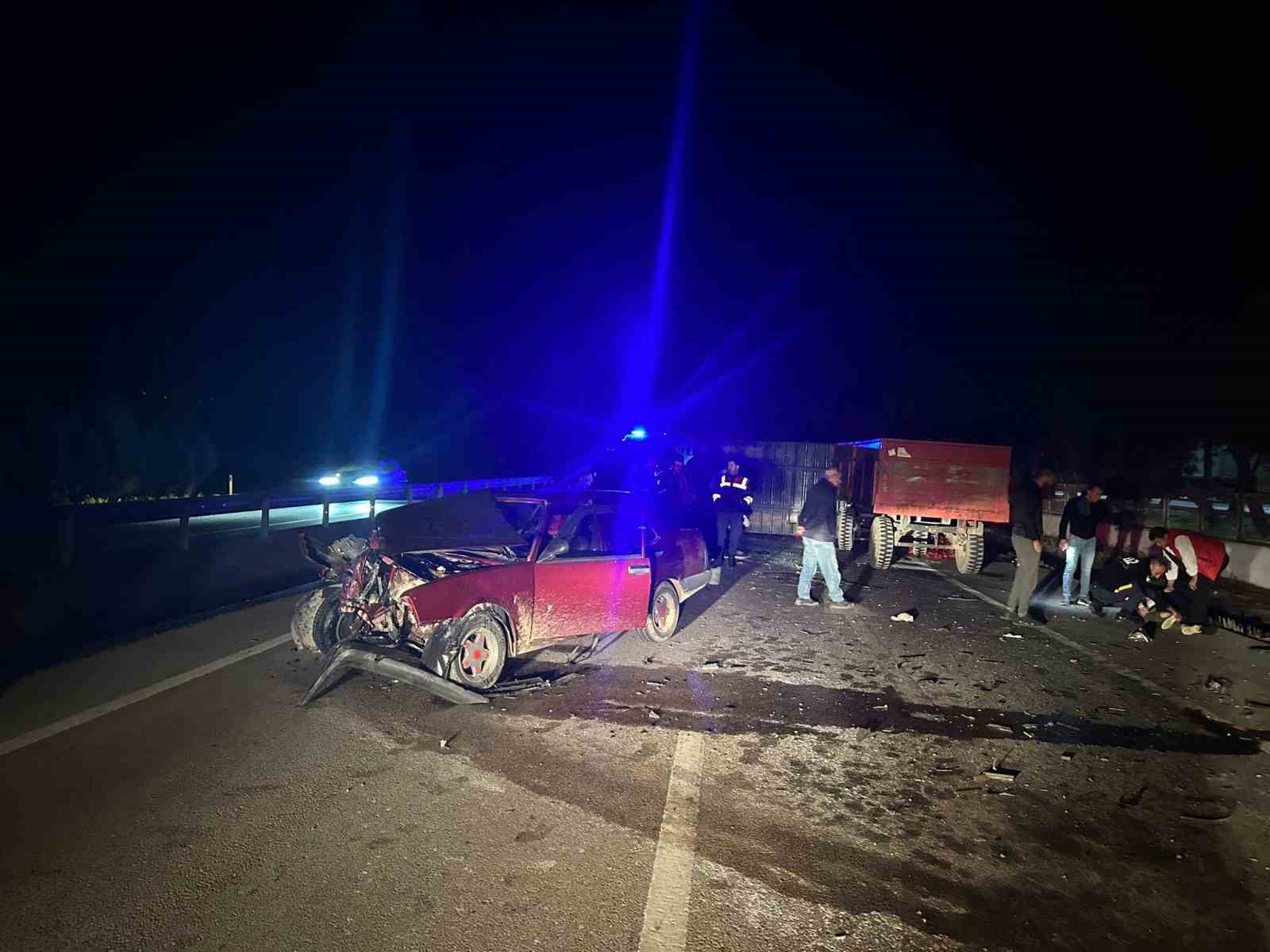 SUSURLUK'TA TRAFİK KAZASINDA 3 KİŞİ YARALANDI