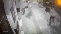 Taksim’de genç çifte çivili sopalı saldırı