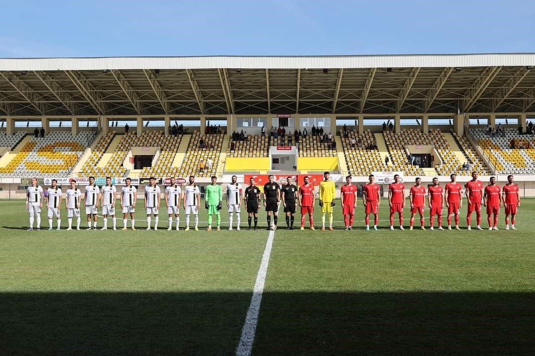 TFF 3. LİG 5. HAFTADA 1984 MUŞSPOR, SAHASINDA KARŞILAŞTIĞI BALIKESİRSPOR’U