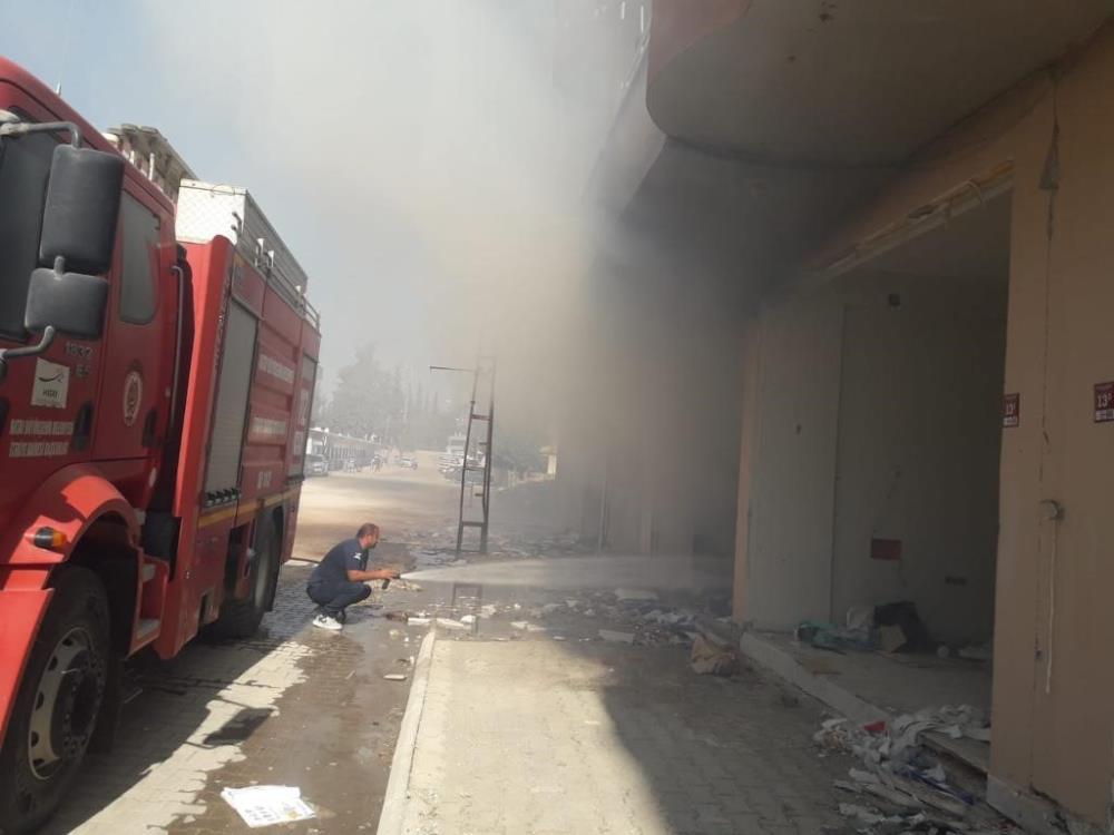 Hatay’ın Hassa ilçesinde depoda