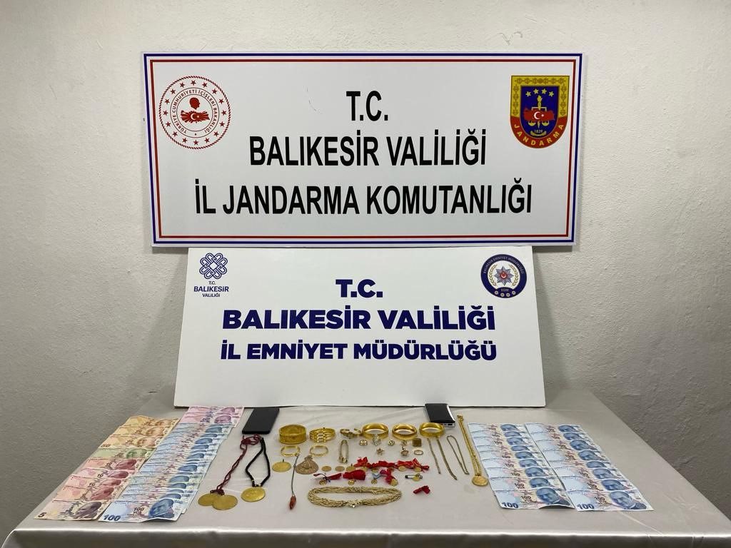 YAŞLI ÇİFTİN YÜZÜNÜ JASAT GÜLDÜRDÜ