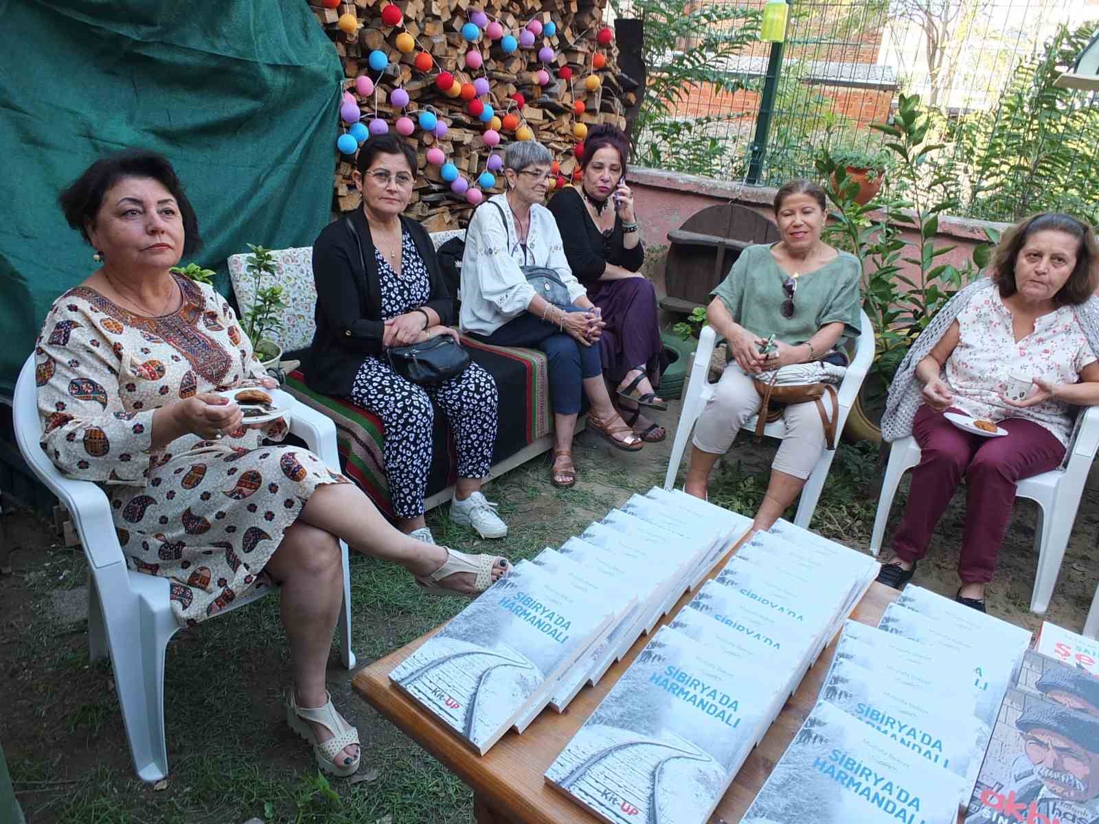 BALIKESİR'İN BURHANİYE İLÇESİNDE, ZEYNEP ERGİN İSİMLİ ANNE YILLAR ÖNCE KAYBETTİĞİ