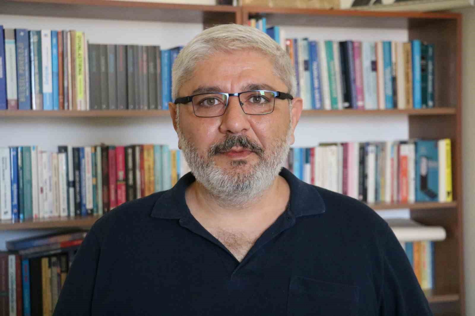 SİVAS CUMHURİYET ÜNİVERSİTESİ (SCÜ) YENİ MEDYA VE İLETİŞİM BÖLÜM BAŞKANI
