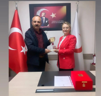 Türk Kızılay’ı Bilecik Şubesinde 50 kez kan bağışında bulunan vatandaşa