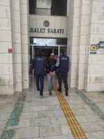 Aranan terör örgütü üyesi Edremit’te yakalandı