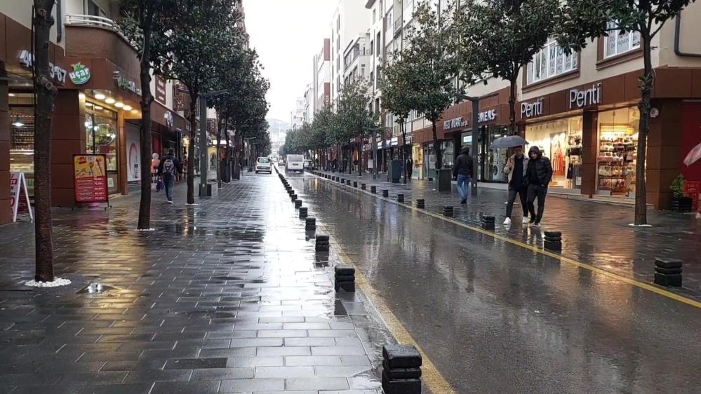 Meteorolojiden hafta sonu Balıkesir için yapılan sağanak yağış uyarısı sabah