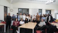 Altıeylül Belediyesi’ne bağlı Gençlik ve Spor Hizmetleri Müdürlüğü, genç öğrenciler