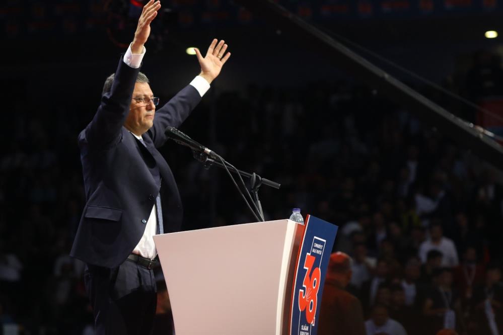 “Atatürk’ün Partisi’nin ikinciliklerle yetinmesine itirazım var” CHP Genel Başkan Adayı Özgür Özel, “Diyorlar ki genel başkan