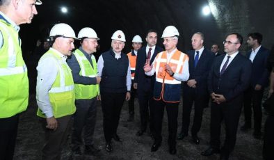 Bakan Uraloğlu: “Sarıyer, Kilyos yolu 35 dakikadan 5 dakikaya inecek”