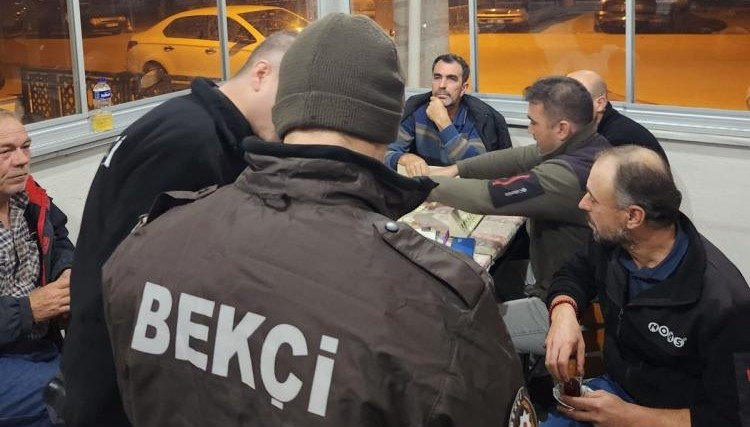 Balıkesir’de 256 personelle ‘Asayiş ve Huzur’ operasyonu Balıkesir’de polis ekipleri il genelinde 80 ekip ve 256 personelin