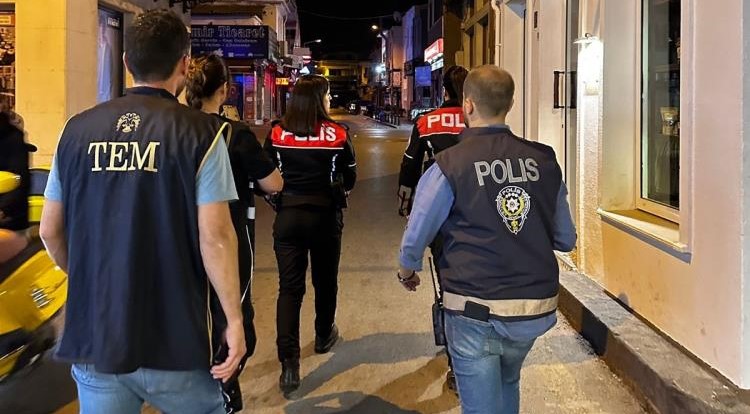 Balıkesir’de polis ekipleri il genelinde 232 personelin katılımı ile yaptıkları