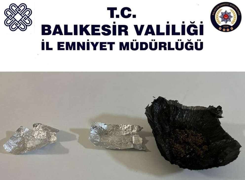 Balıkesir’de polis ekipleri il genelinde yaptıkları uygulamalarda bin 362 kişinin