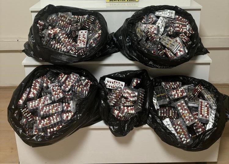 Balıkesir’de Narkotik polis ekipleri 1 şahsın evine yaptıkları operasyonda 20