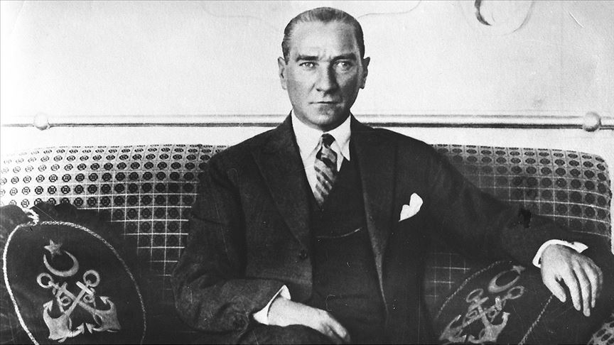 Bandırma Belediyesi ve Bandırma Kent Konseyi iş birliğinde “Atatürk’ün Yanı