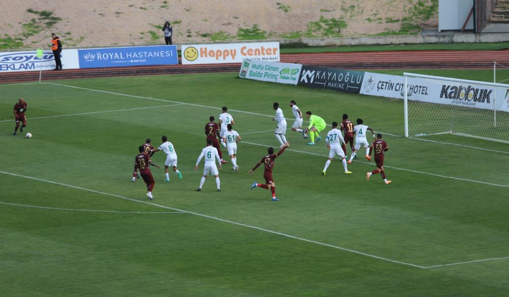 Trendyol 1. Lig’in 13. haftasında Bandırmaspor sahasında karşılaştığı Şanlıurfaspor’a 1-0
