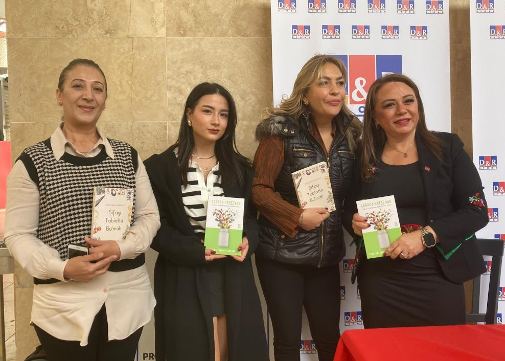 “Bitkilerin Profesörü” olarak tanınan Prof. Dr. Aysun Bay Karabulut, son