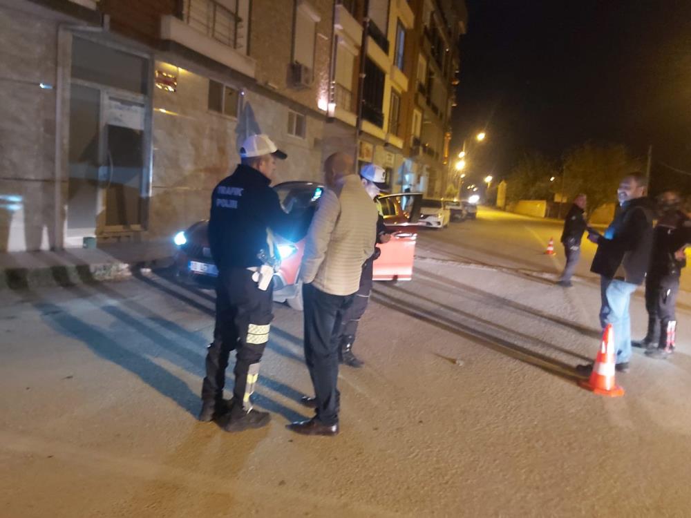 Burhaniye’de İlçe emniyet Müdürlüğüne bağlı trafik, asayiş ve terörle mücadele