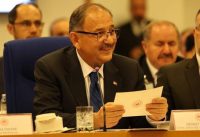 Çevre, Şehircilik ve İklim Değişikliği Bakanı Mehmet Özhaseki, deprem bölgesinde