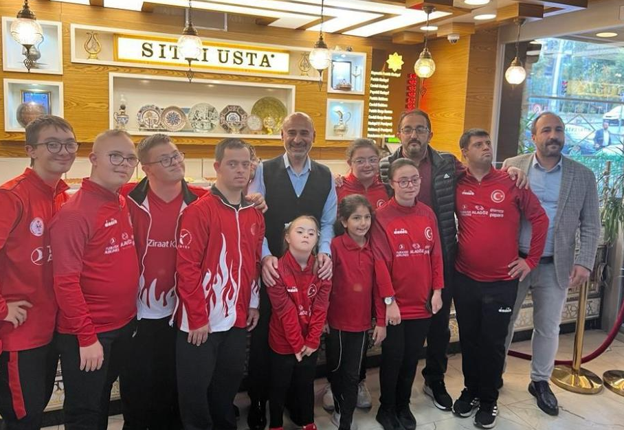 Meşhur Kadayıfçı Sıtkı Usta, Ankara şubesinde Avrupa şampiyonu olan Türkiye