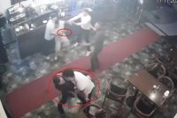 Kocaeli’de ünlü şarkıcı Derya Bedavacı’nın sahne aldığı eğlence mekanına silahla