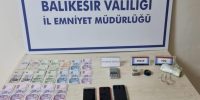 Erdek’te araç ve şahıs aramasında uyuşturucu ve suçtan elde edilen