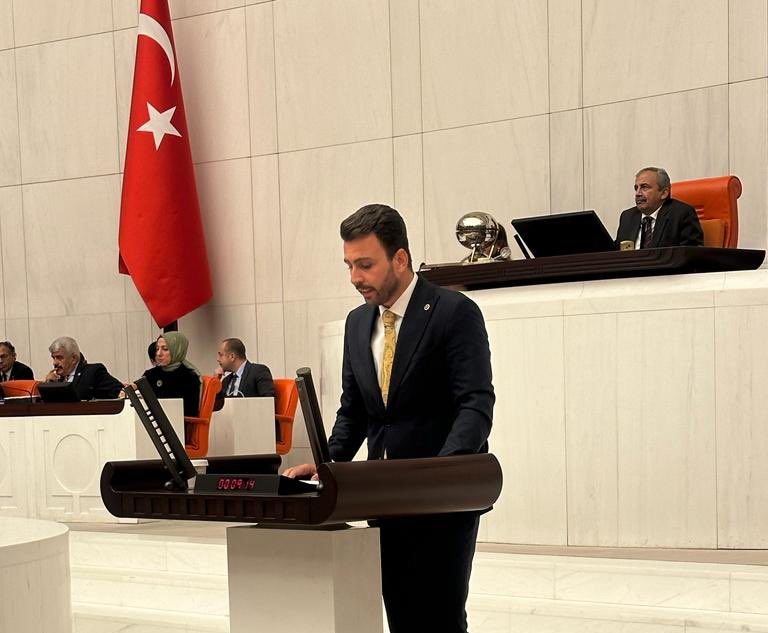 Milletvekili Öztaylan: “Türkiye Yüzyılında ailemiz istikbalimizdir” AK Parti Balıkesir Milletvekili Ali Taylan Öztaylan, 14 Kasım’da düzenlenen