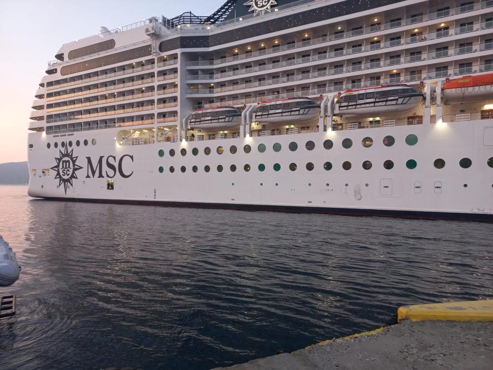 &nbsp;Muğla’nın Marmaris ilçesine gelen 294 metre boyundaki ‘MSC Musica’ isimli