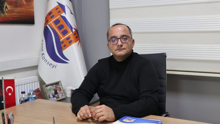 Kent Konseyi Başkanı, Büyükşehir’in otobüslerini yetersiz buldu