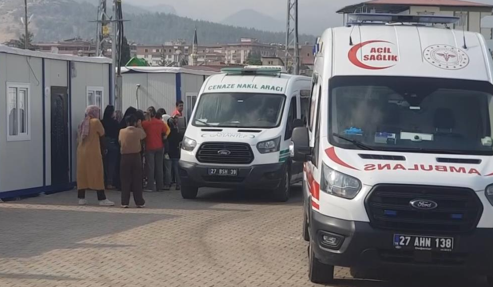 Gaziantep’in İslahiye ilçesindeki bir okulda müdür yardımcısı olarak görev yapan