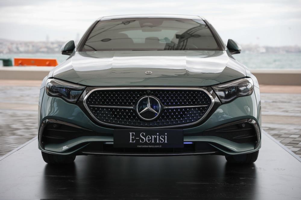 2023 sonbaharında Avrupa yollarına çıkan yeni Mercedes-Benz E-Serisi Aralık ayı