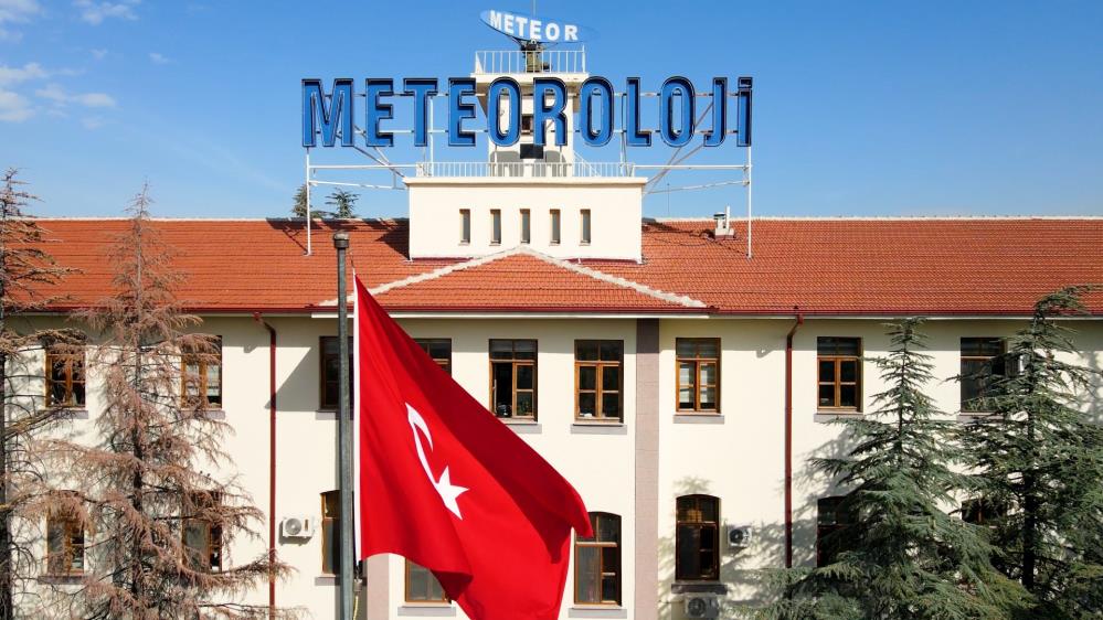 Vatandaşlar ‘MeteoUyarı’ ile meteorolojik gelişmelerden haberdar oluyor Meteoroloji Genel Müdürlüğünce geliştirilen ‘MeteoUyarı’ sistemi, vatandaşlara anlık ve güvenilir