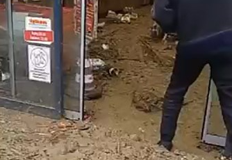 Mudanya’da dere taştı, dükkanlar çamur deryasına döndü