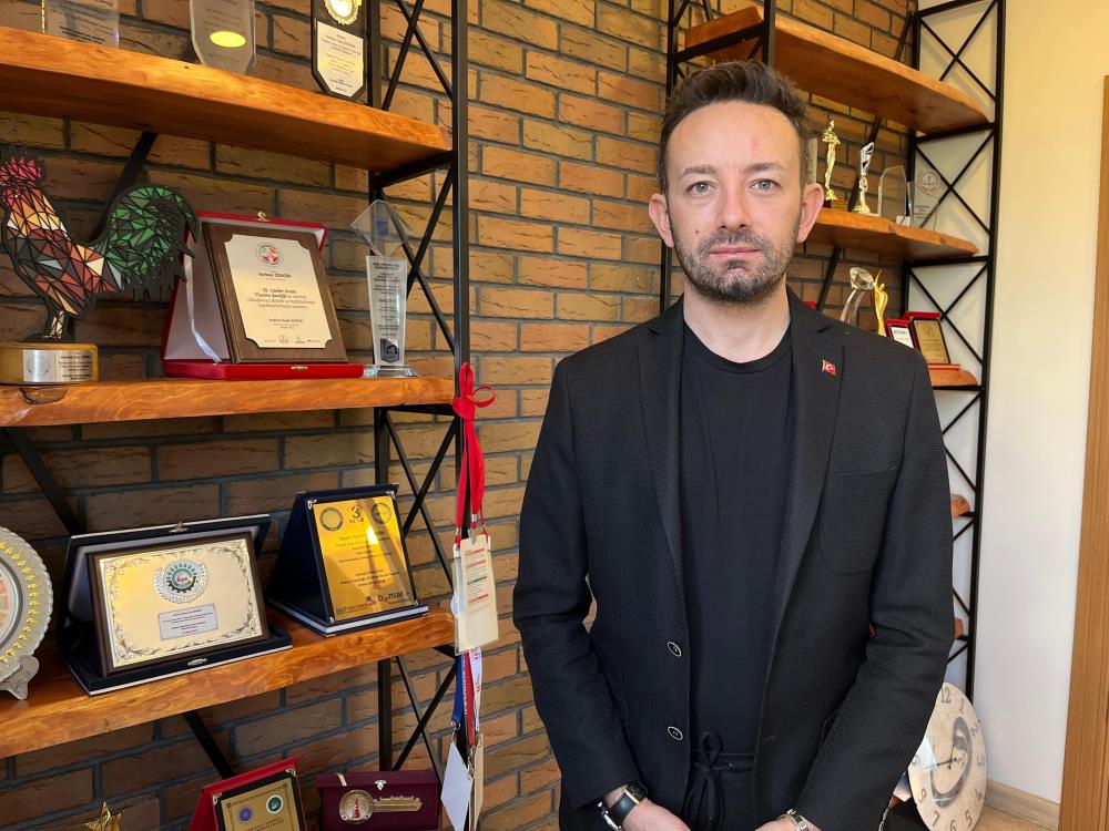 “Öğrencinin okula daha istekli gelmesinin önünü açar” 2023-2024 eğitim öğretim yılında ders müfredatının sadeleştirme kararını değerlendiren Eskişehir
