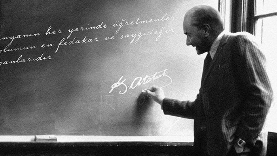 Öğretmenler Günü nedir? Öğretmenlerin saygınlığını ve meslek dayanışmasını güçlendiren Öğretmenler Günü, UNESCO tavsiyesiyle