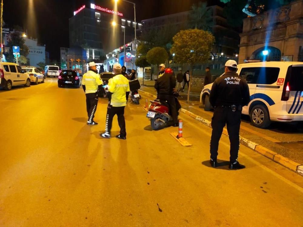 Balıkesir’de polis ekipleri il genelinde 86 ekip ve 247 personelin