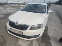 Balıkesir-Bursa yolunda bulunan uygulama noktasında, bir aracın önünde radar tespit