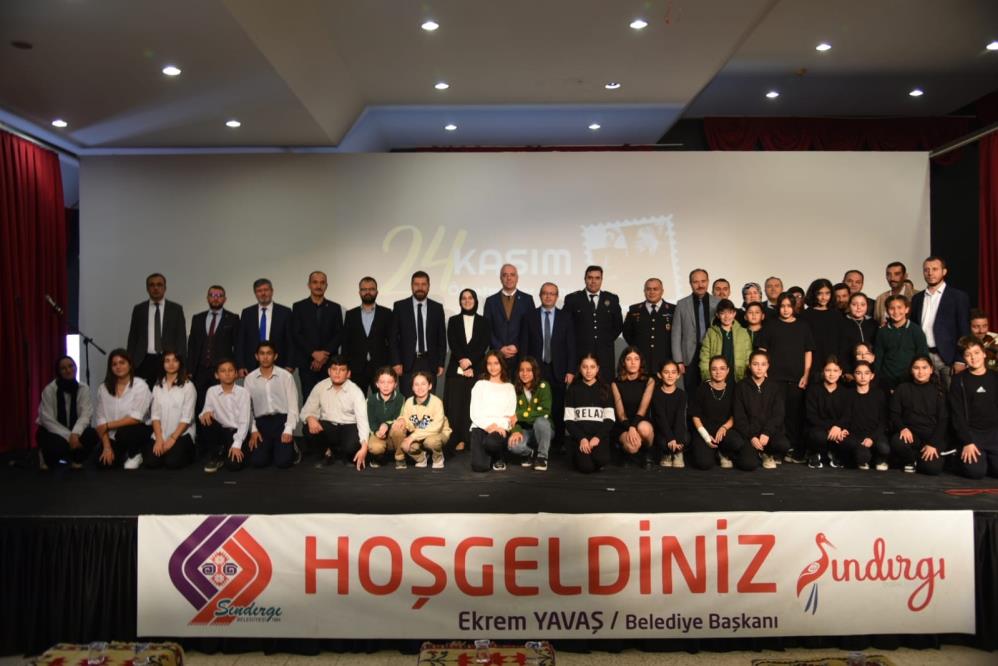 Sındırgı’da 24 Kasım Öğretmenler Günü coşkulu bir şekilde kutlandı. 24