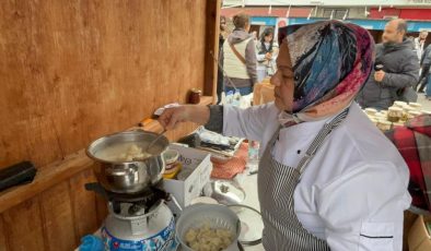 Sinop’ta balık etinden mantı yapıldı