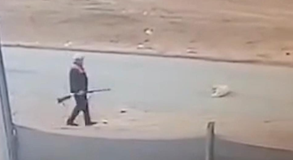 Kırıkkale’nin Delice ilçesinde sokak köpeğini av tüfeğiyle öldüren yaşlı adam