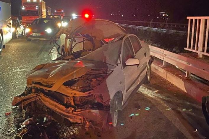 Susurluk’ta İstanbul-İzmir otoyolunda meydana gelen trafik kazasında 1 kişi hayatını