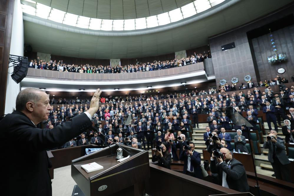 Cumhurbaşkanı Erdoğan: “Netanyahu adını tarihe şimdiden ‘Gazze kasabı’ olarak yazdırmıştır” Cumhurbaşkanı Recep Tayyip Erdoğan, “Gazze’de son asrın en büyük mezalimlerinden