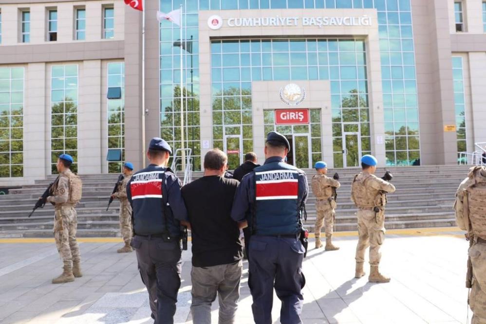 Terör örgütlerine yönelik operasyonda 255 şüpheli yakalandı İçişleri Bakanlığı, Bölücü Terör Örgütü (BTÖ), DEAŞ, FETÖ ve sol