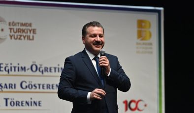 Üniversite sınavı ücretleri Başkan Yılmaz’dan
