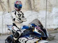 Motosikletiyle birbirinden tehlikeli videolar çekip sosyal medyada paylaşan ve fenomen