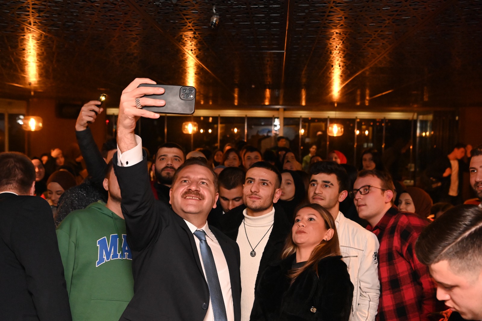 Balıkesir’i; gençlerin tüm ihtiyaçlarına cevap veren öğrenci dostu bir şehir